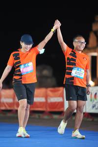 BIB: 45932, 41507
                            <button type="button" onclick="openModal(19763567)" class="btn btn-primary btn-sm float-right btn-popup" data-toggle="modal" data-target=".modal-high-quality">
                        <i class="fas fa-shopping-cart"></i> Add to Cart
                    </button>
                                            <button type="button" onclick="isThisMe(19763567, true)" class="btn btn-success btn-sm float-right btn-popup btn-isme hidden" data-toggle="tooltip" data-placement="bottom" title="นี่คือรูปของคุณใช่ไหม คลิกที่นี่เพื่อเอาเข้าอัลบั้ม">
                        <i class="fas fa-plus"></i> Add to album
                    </button>
                    <button type="button" onclick="isThisMe(19763567, false)" class="btn btn-warning btn-sm float-right btn-popup btn-isnotme hidden">
                        <i class="fas fa-ban"></i> Remove from album
                    </button>